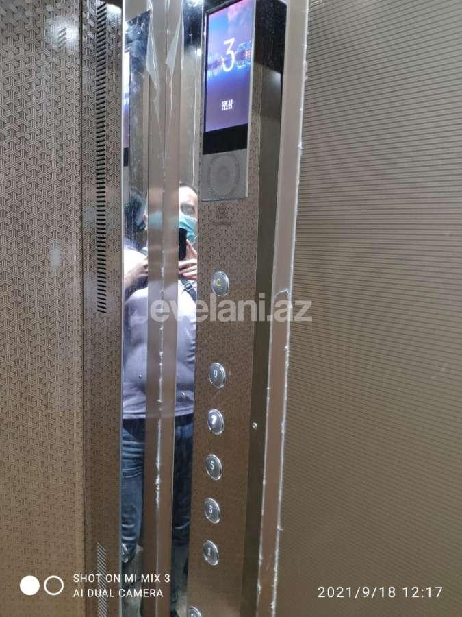 Sale, old building, 3 room, 100 m², 8 November m.