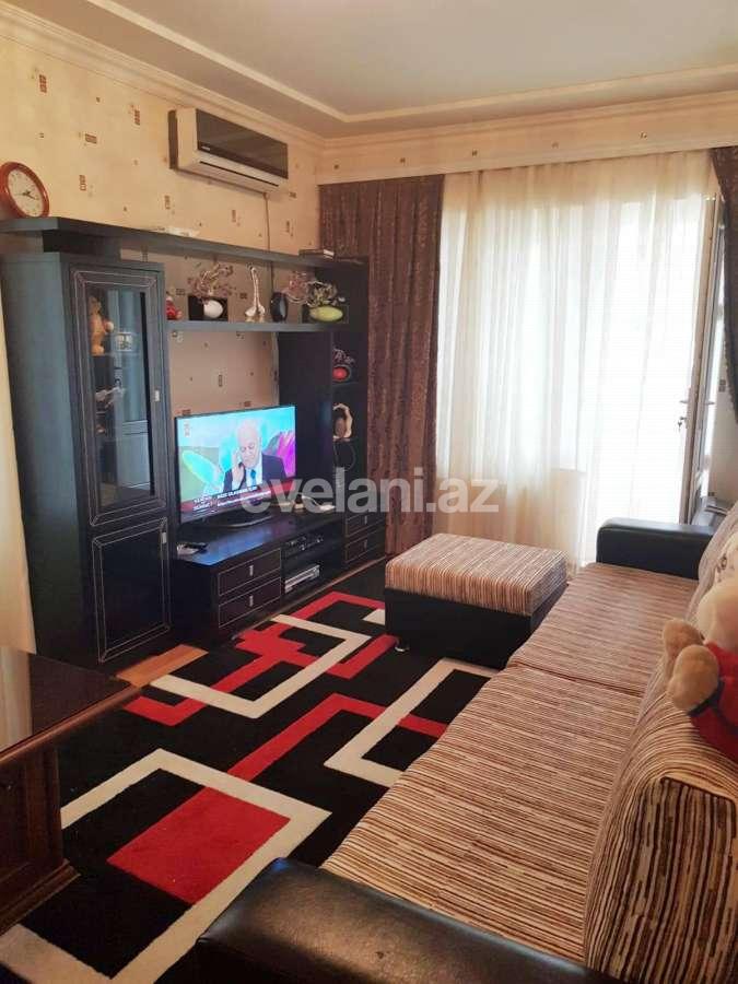 Satılır, köhnə tikili, 2 otaqlı, 45 m², Xalqlar Dostluğu m.