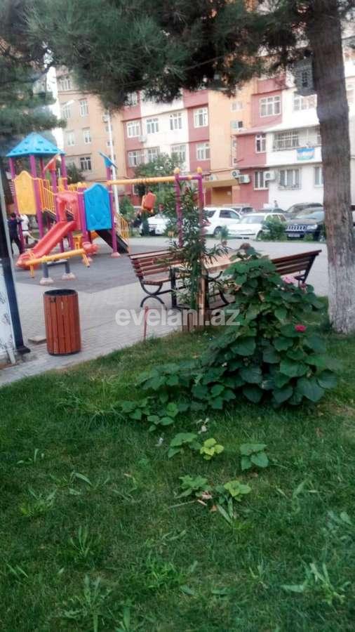 Satılır, köhnə tikili, 2 otaqlı, 45 m², Xalqlar Dostluğu m.