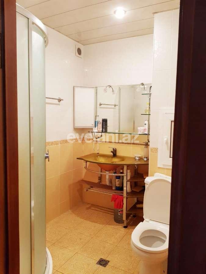 Satılır, köhnə tikili, 2 otaqlı, 45 m², Xalqlar Dostluğu m.