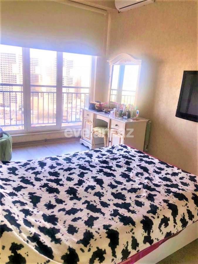 Sale, new building, 2 room, 44 m², 20 yanvar m.