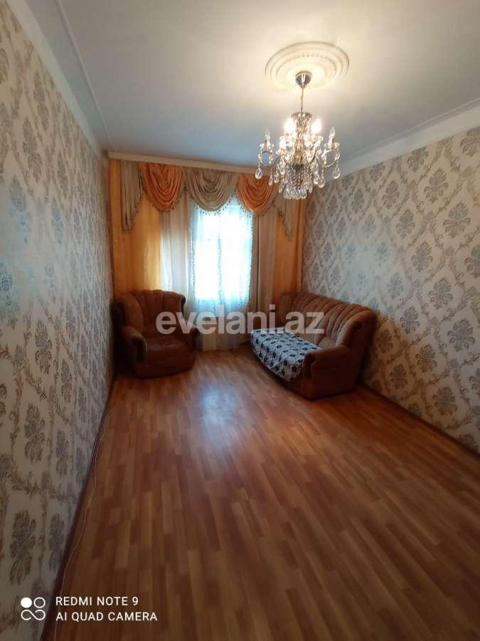 Satılır, köhnə tikili, 2 otaqlı, 32 m², İnşaatçılar m.