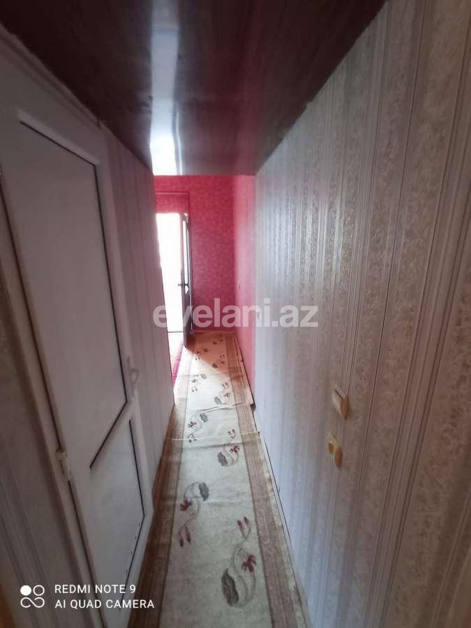 Satılır, köhnə tikili, 2 otaqlı, 32 m², İnşaatçılar m.