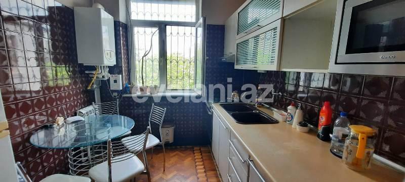 Kirayə verilir, köhnə tikili, 4 otaqlı, 120 m², Yasamal r.