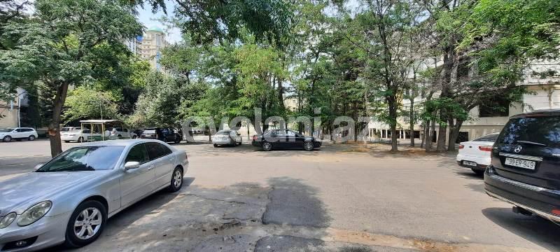 Kirayə verilir, köhnə tikili, 4 otaqlı, 120 m², Yasamal r.