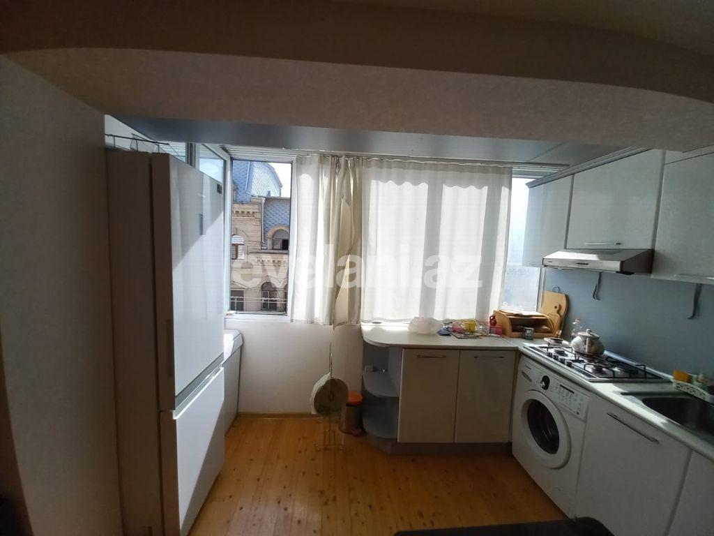 Satılır, köhnə tikili, 2 otaqlı, 35 m², Nəsimi r.