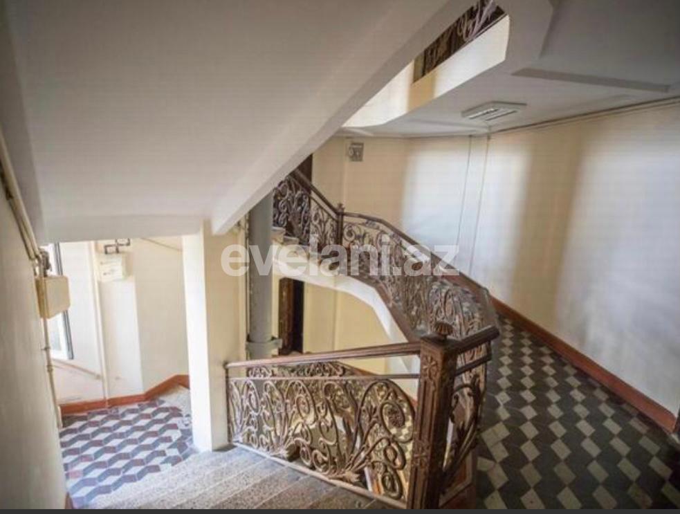 Satılır, köhnə tikili, 2 otaqlı, 70 m², Səbail r.