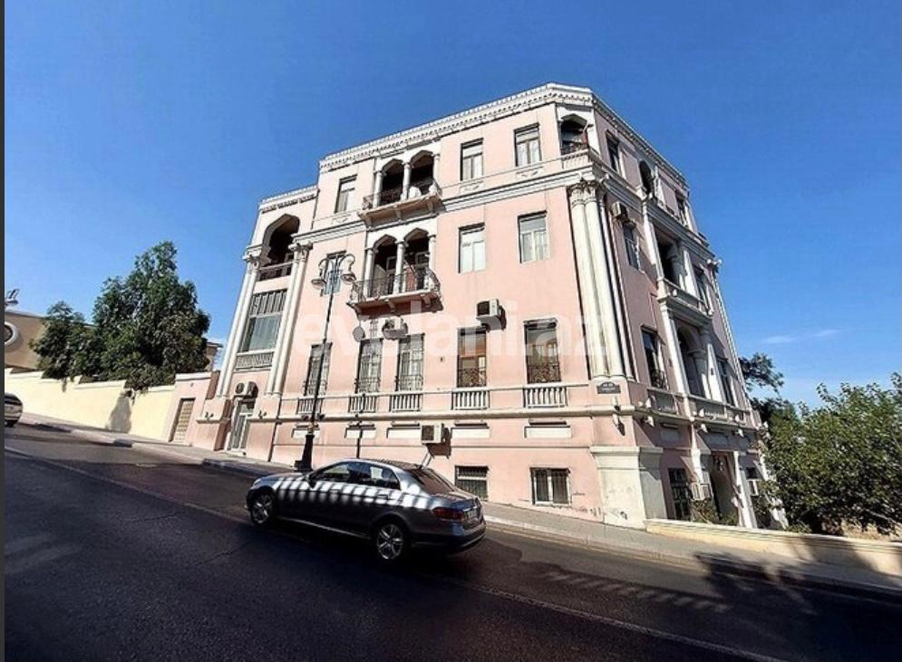 Satılır, köhnə tikili, 2 otaqlı, 70 m², Səbail r.