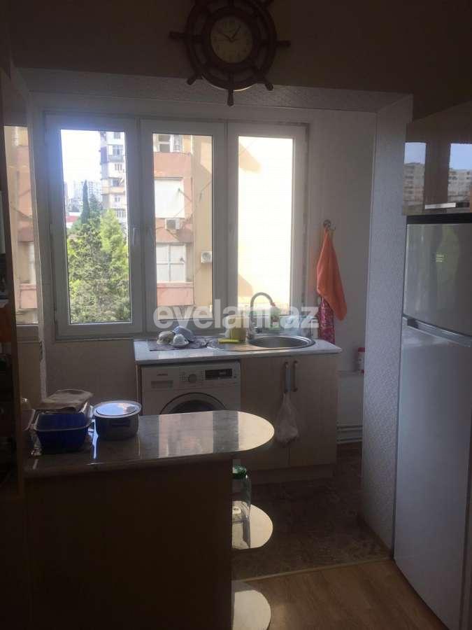 Satılır, köhnə tikili, 2 otaqlı, 50 m², Nəsimi m.