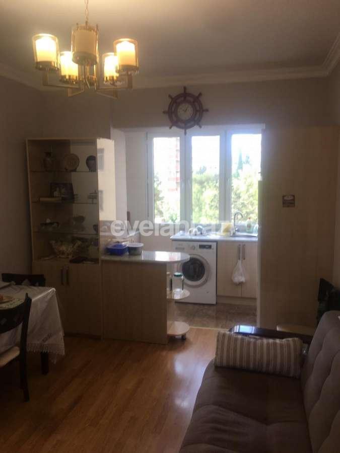 Satılır, köhnə tikili, 2 otaqlı, 50 m², Nəsimi m.