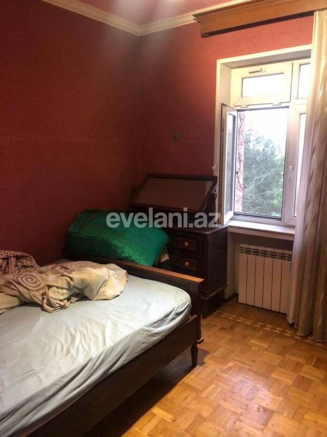 Satılır, köhnə tikili, 3 otaqlı, 90 m², Bakı, Yasamal r, Elmlər Akademiyası m.