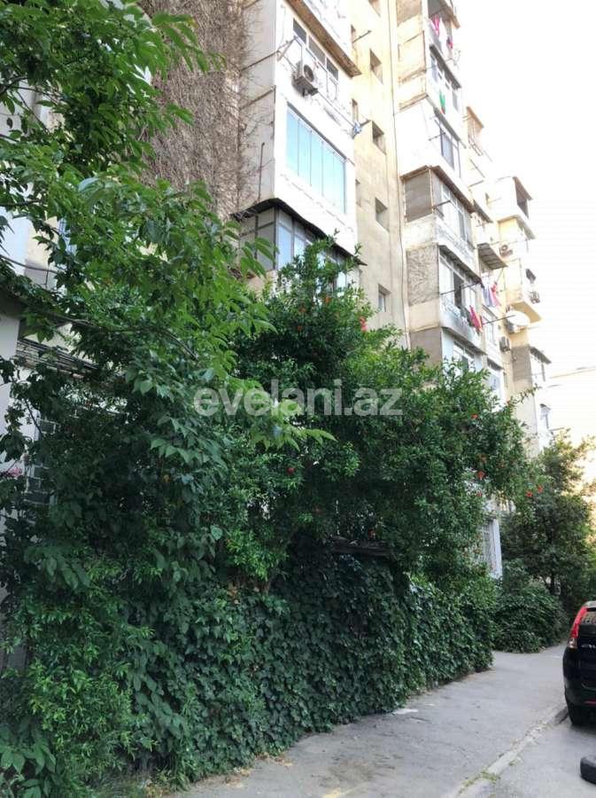 Satılır, köhnə tikili, 3 otaqlı, 90 m², Bakı, Yasamal r, Elmlər Akademiyası m.