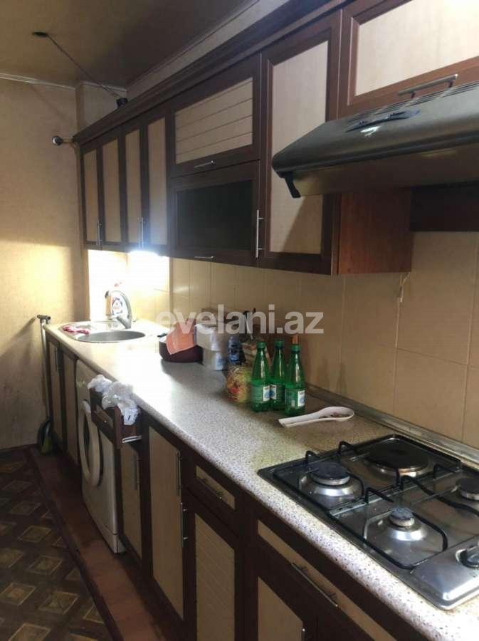 Satılır, köhnə tikili, 3 otaqlı, 90 m², Bakı, Yasamal r, Elmlər Akademiyası m.