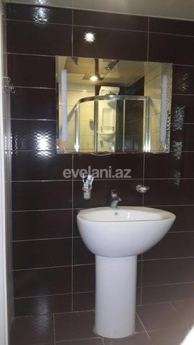 Satılır, yeni tikili, 2 otaqlı, 90 m², İnşaatçılar m.