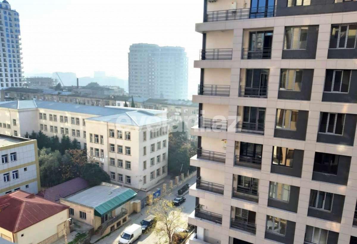 Продаётся, новостройка, 4-комнаты, 230 m², 28 мая m.