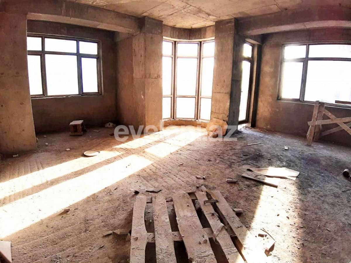 Продаётся, новостройка, 4-комнаты, 230 m², 28 мая m.