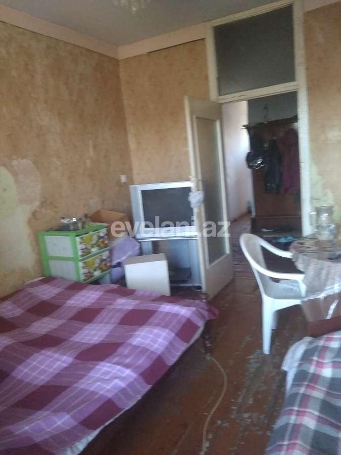 Satılır, köhnə tikili, 5 otaqlı, 110 m², Xalqlar Dostluğu m.