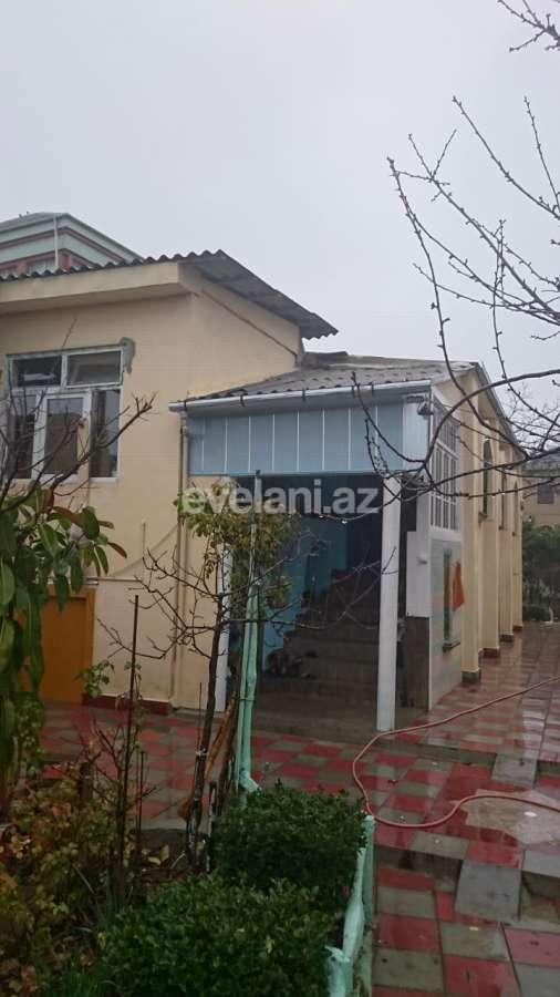 Satılır, həyət evi / bağ, 3 otaqlı, 150 m², Azadlıq prospekti m.