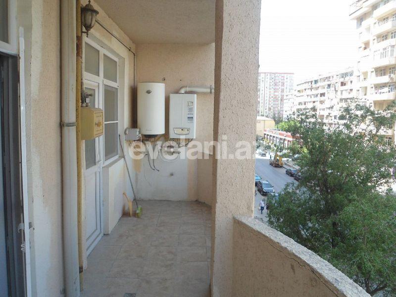 Satılır, yeni tikili, 3 otaqlı, 80 m², İnşaatçılar m.