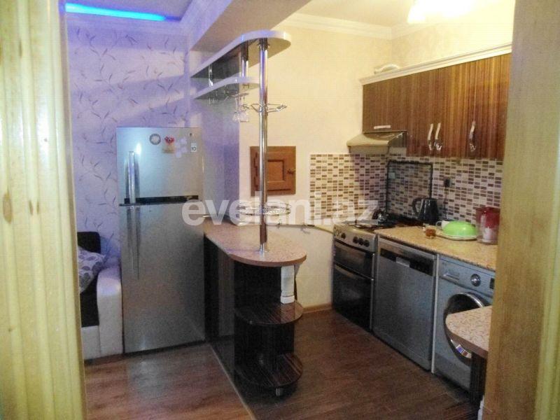Satılır, yeni tikili, 3 otaqlı, 80 m², İnşaatçılar m.