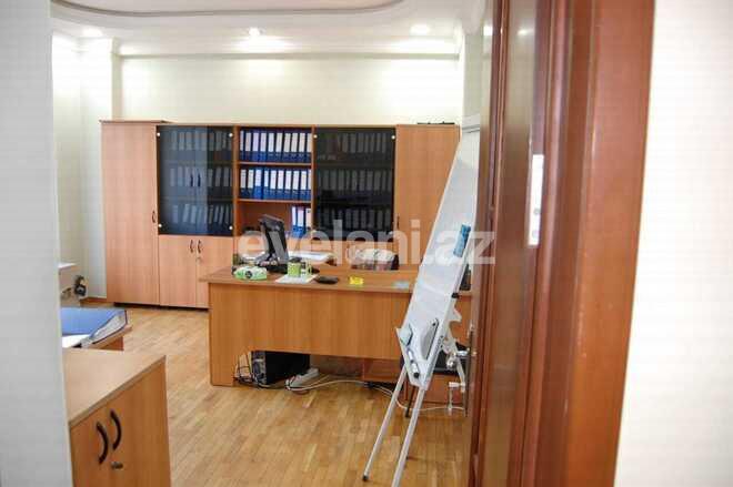 Kirayə verilir, obyekt, 140 m², Nizami m.