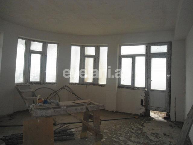 Satılır, yeni tikili, 2 otaqlı, 113 m², İnşaatçılar m.