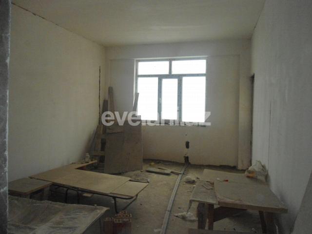 Satılır, yeni tikili, 2 otaqlı, 113 m², İnşaatçılar m.