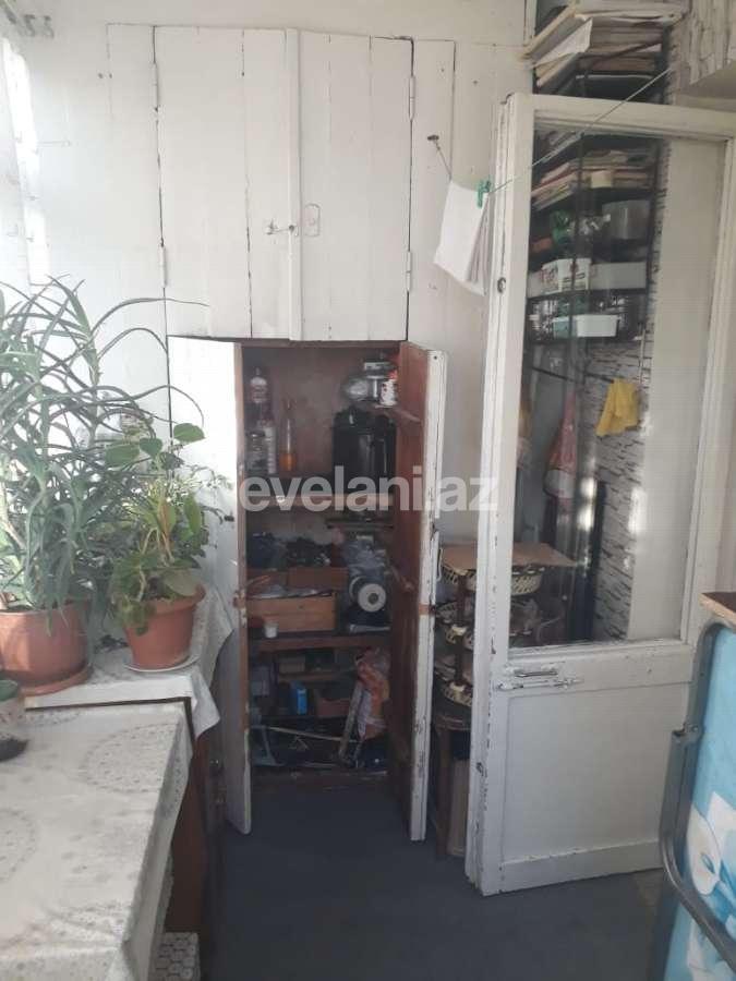 Satılır, köhnə tikili, 3 otaqlı, 70 m², Elmlər Akademiyası m.