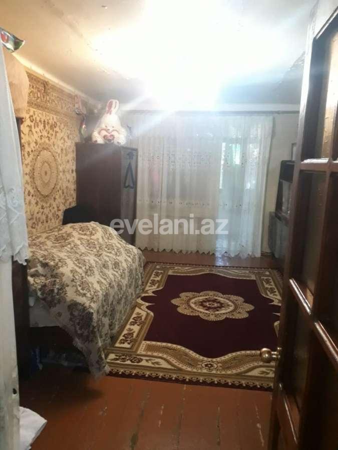Satılır, köhnə tikili, 3 otaqlı, 70 m², Elmlər Akademiyası m.
