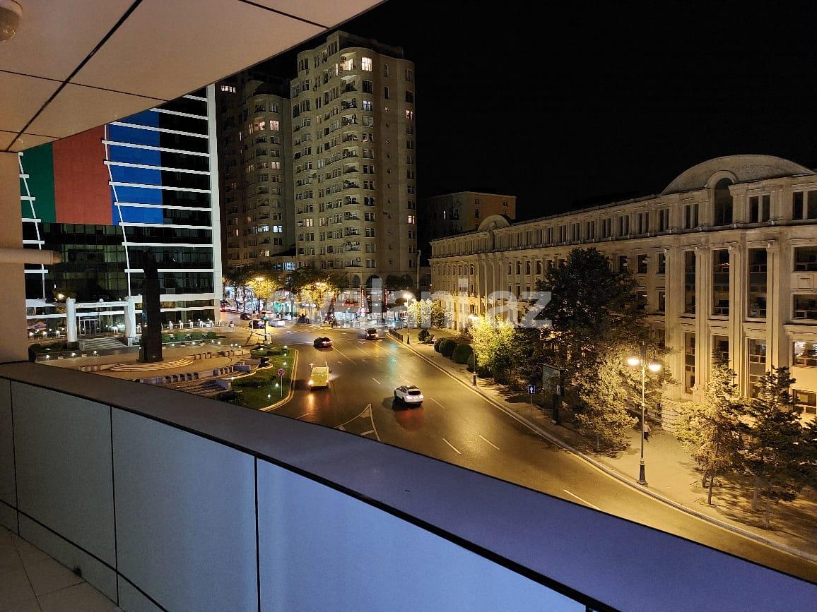 Rent, new building, 4 room, 200 m², Nizami m.