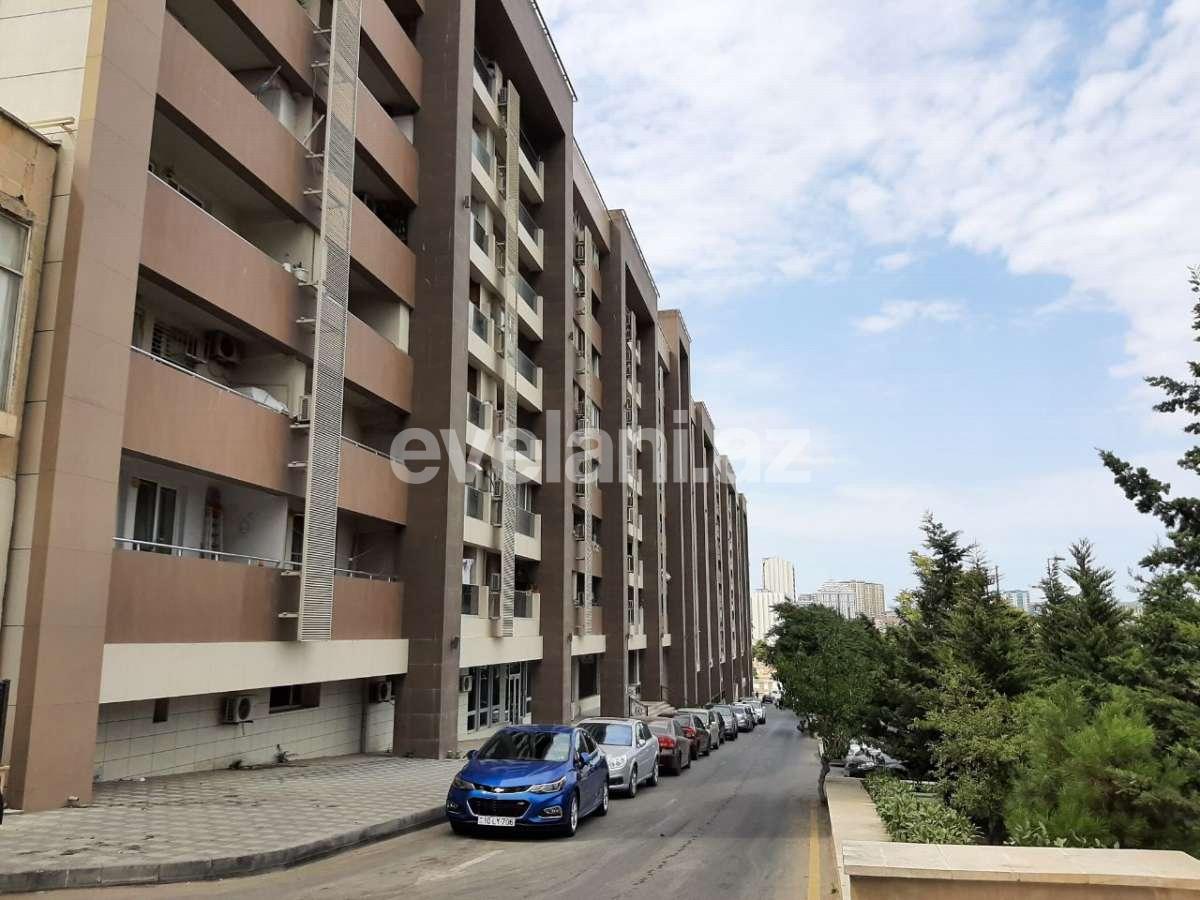 Sale, old building, 2 room, 55 m², Icheri Sheher m.