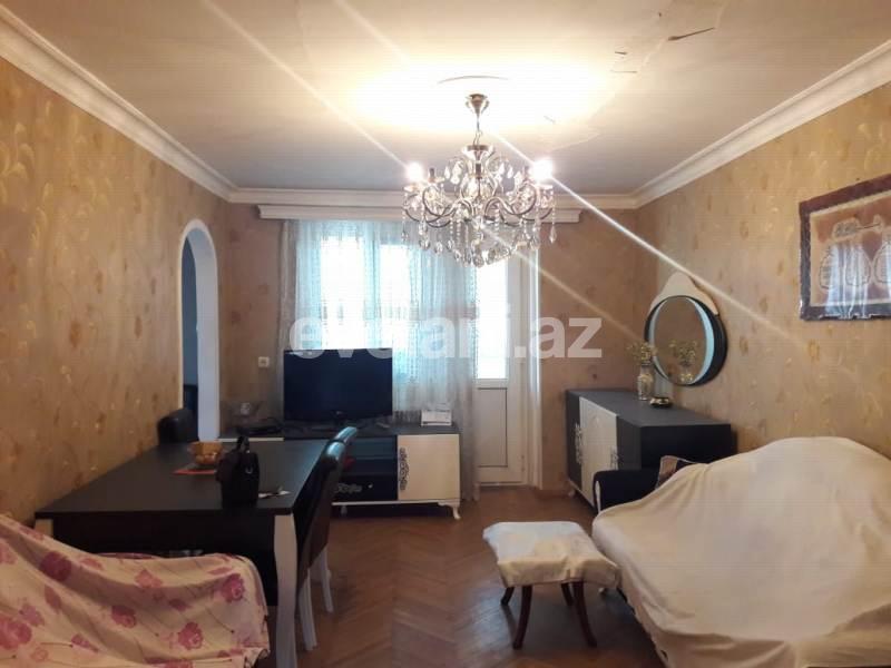 Sale, old building, 3 room, 70 m², Elmlar Akademiyası m.