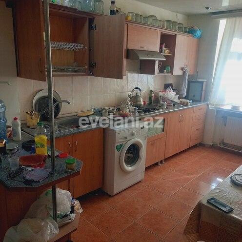 Продаётся, вторичка, 3-комнаты, 65 m², Элмляр Академиясы m.