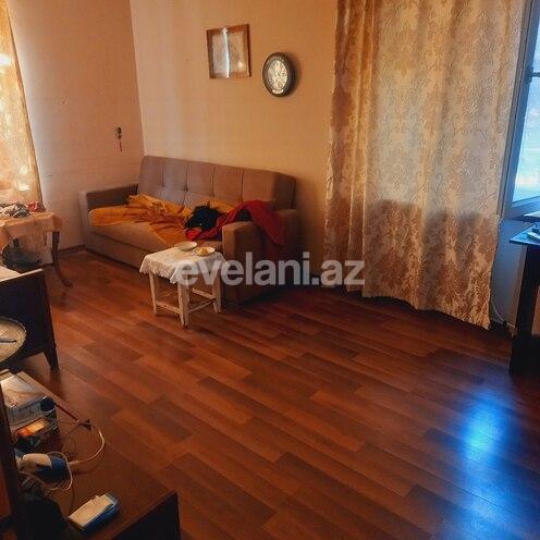 Продаётся, вторичка, 3-комнаты, 65 m², Элмляр Академиясы m.