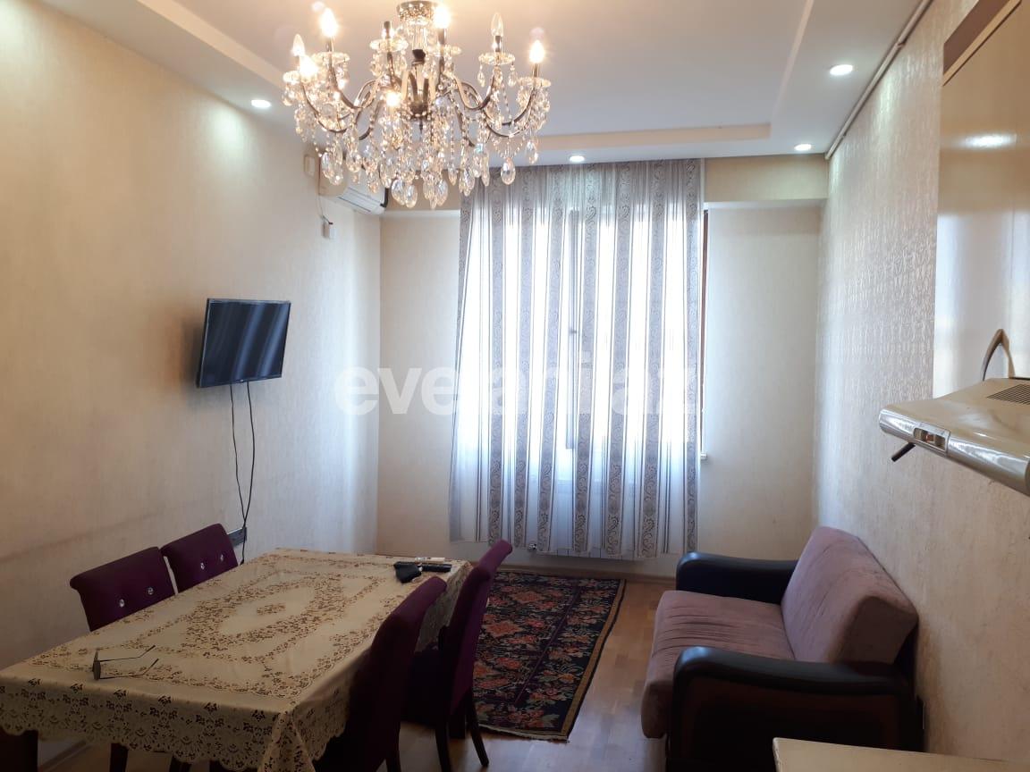 Satılır, yeni tikili, 2 otaqlı, 50 m², Qara Qarayev m.