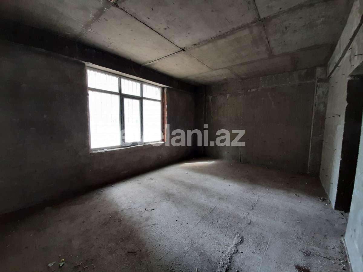 Satılır, yeni tikili, 4 otaqlı, 200 m², Nizami m.