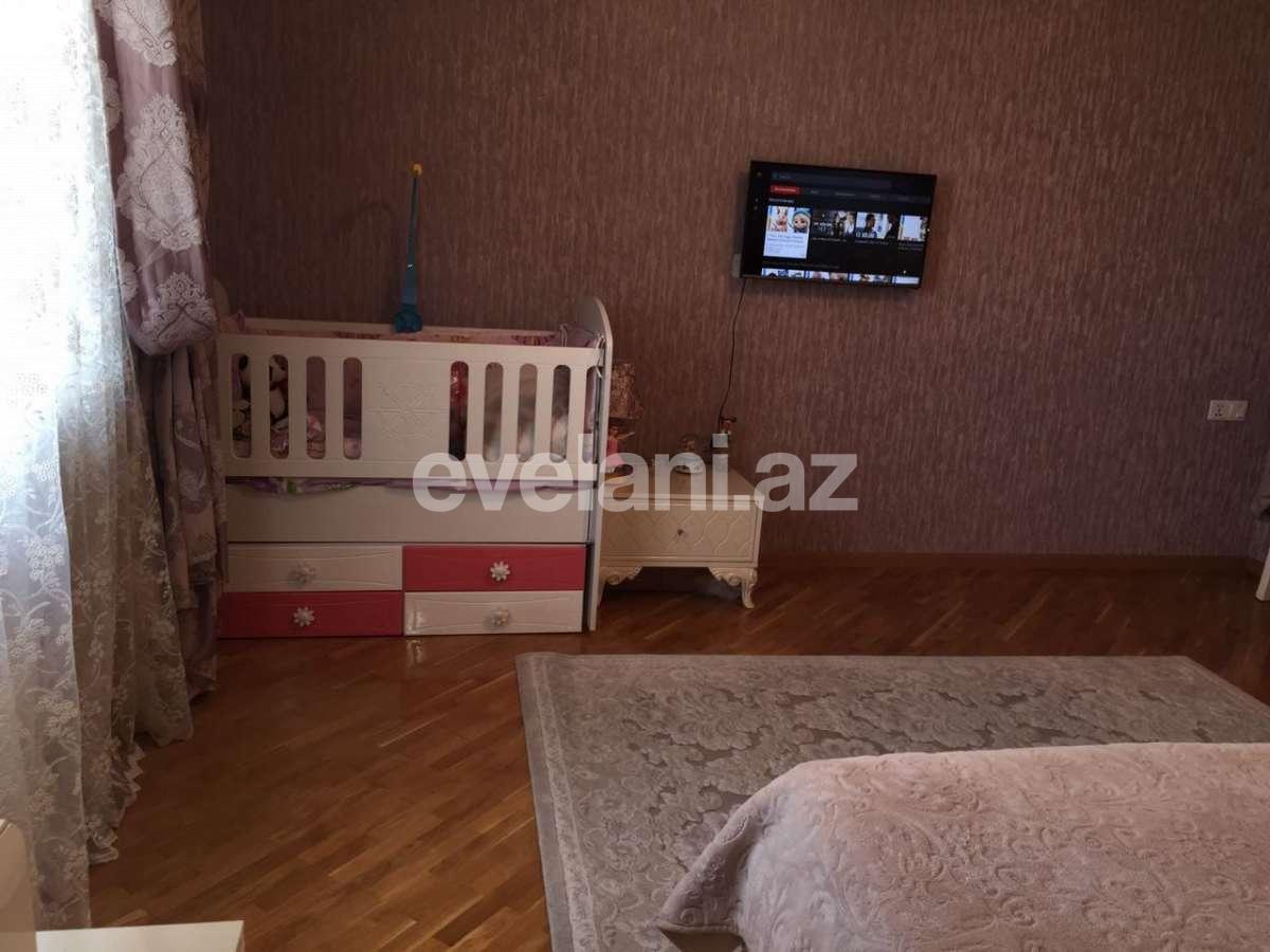 Sale, old building, 3 room, 90 m², Shah Ismail Khatai m.