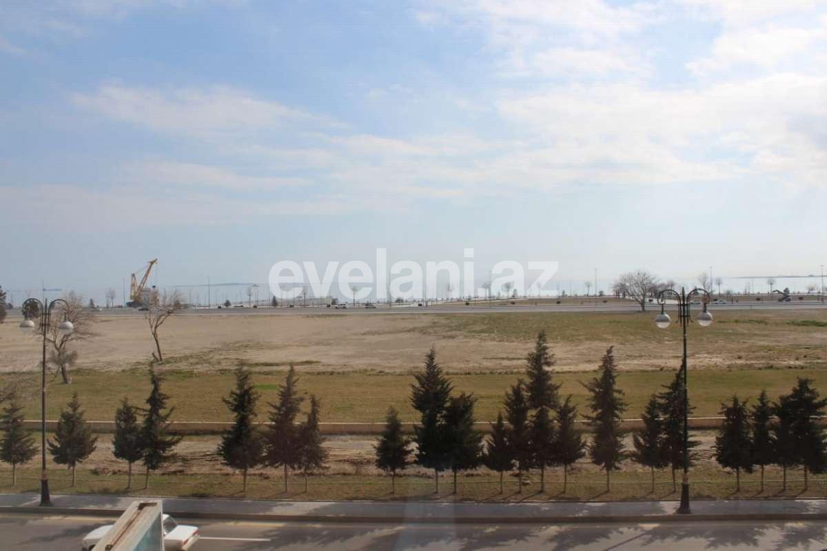 Sale, old building, 3 room, 90 m², Shah Ismail Khatai m.