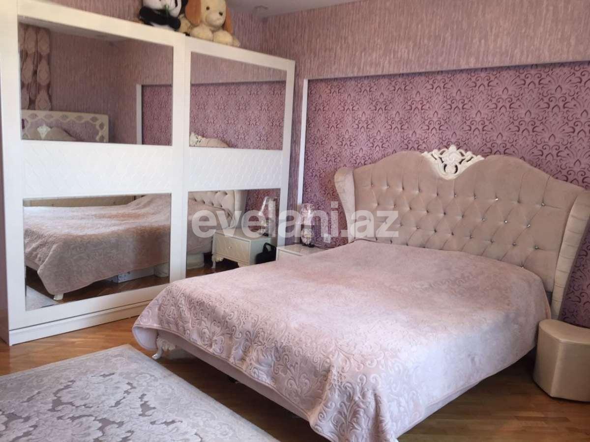 Sale, old building, 3 room, 90 m², Shah Ismail Khatai m.