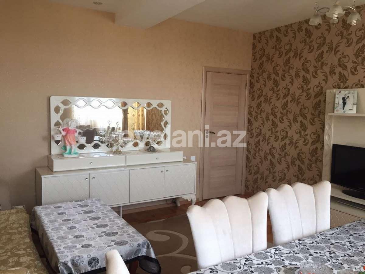 Sale, old building, 3 room, 90 m², Shah Ismail Khatai m.