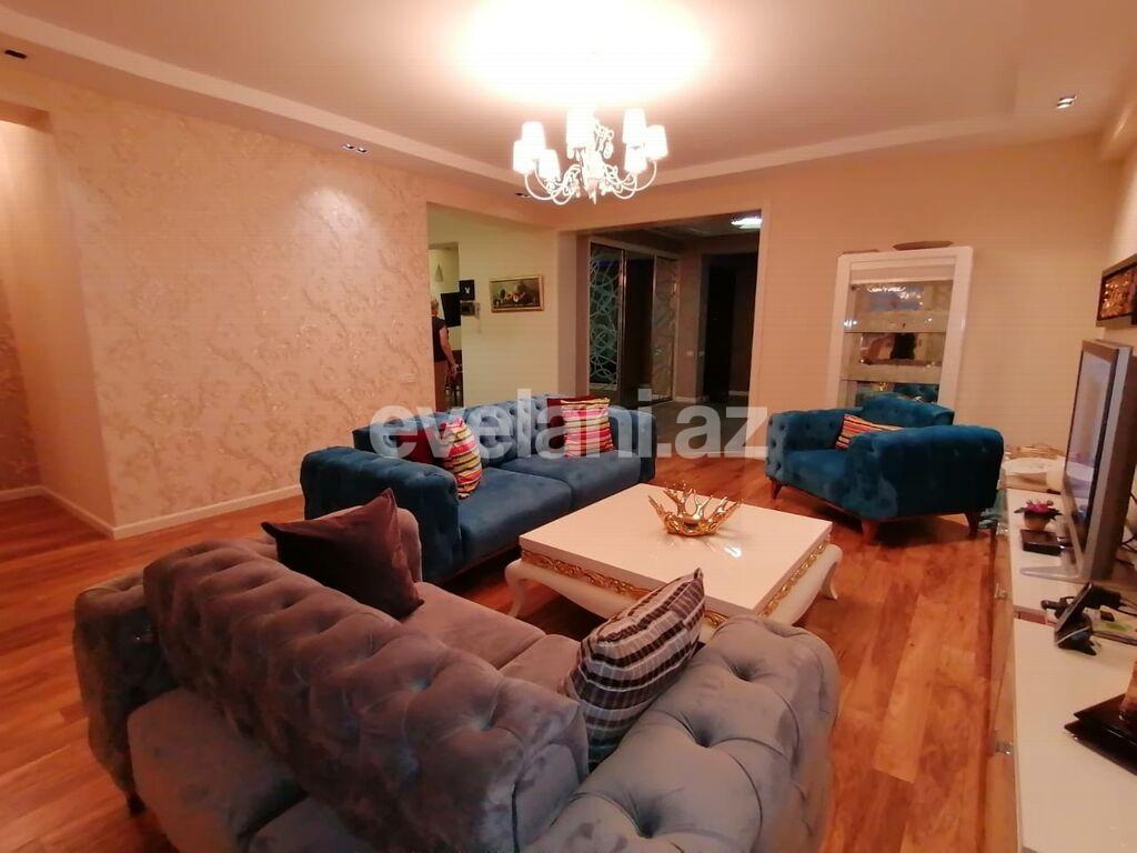 Satılır, yeni tikili, 3 otaqlı, 141 m², 8 Noyabr m.