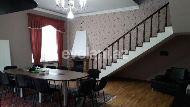 Satılır, villa, 5 otaqlı, 250 m², Elmlər Akademiyası m.