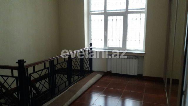 Satılır, villa, 5 otaqlı, 250 m², Elmlər Akademiyası m.