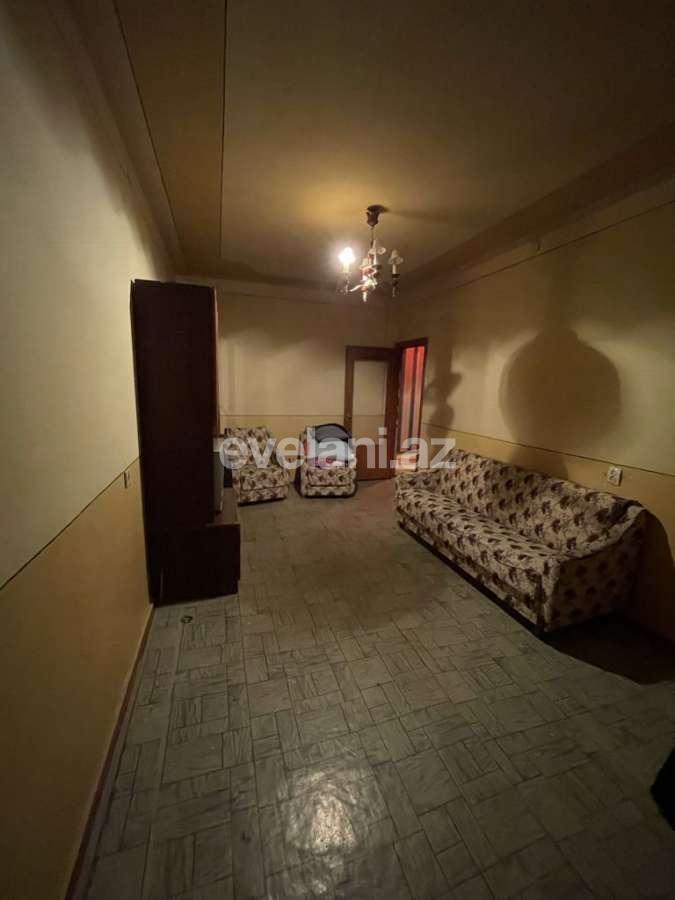 Satılır, köhnə tikili, 3 otaqlı, 80 m², Xalqlar Dostluğu m.