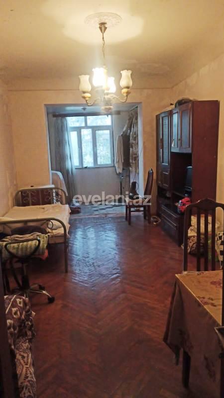 Sale, old building, 2 room, 58 m², Nasimi r.