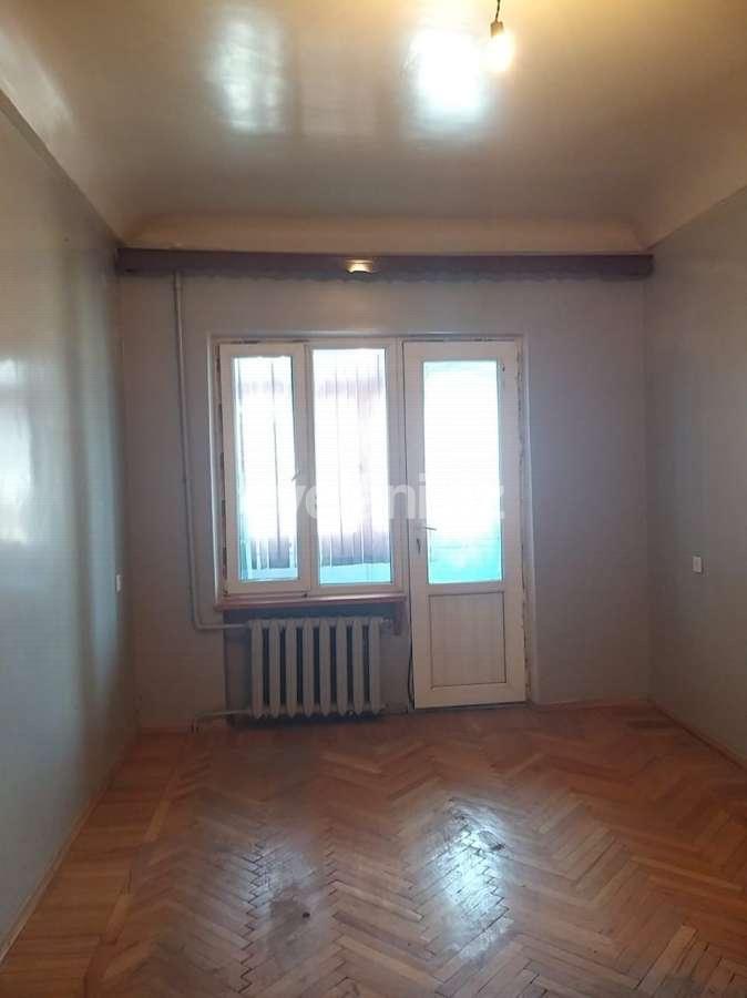 Satılır, köhnə tikili, 3 otaqlı, 72 m², Nəriman Nərimanov m.