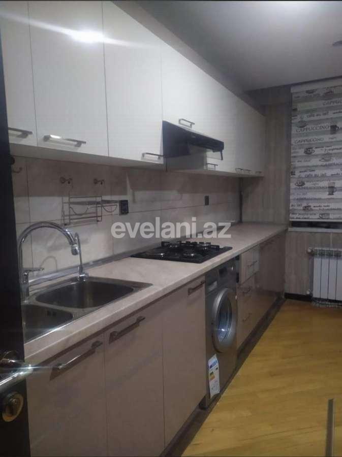 Satılır, yeni tikili, 3 otaqlı, 120 m², İnşaatçılar m.