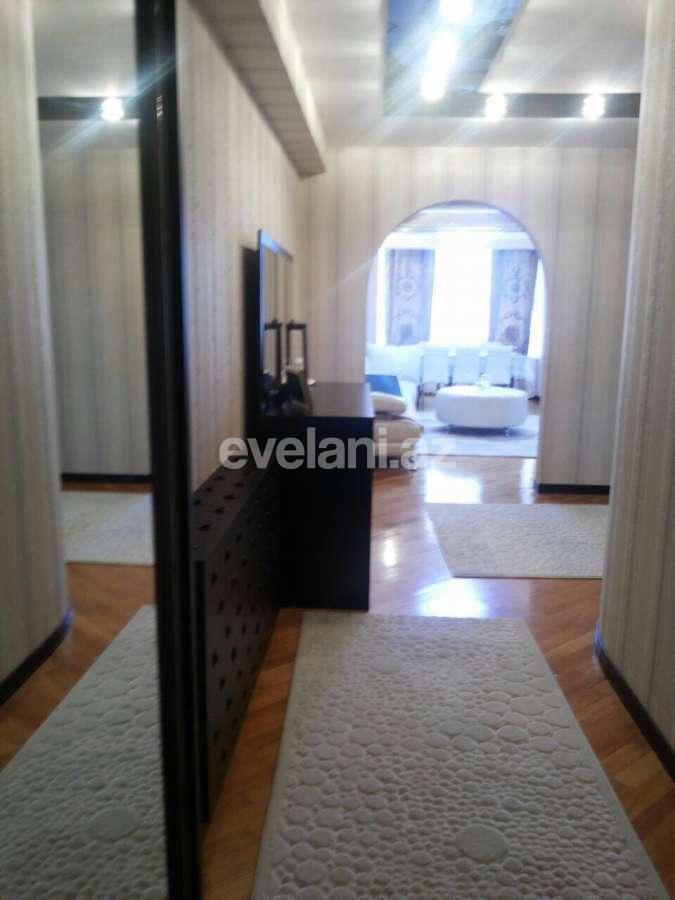 Satılır, yeni tikili, 3 otaqlı, 120 m², İnşaatçılar m.