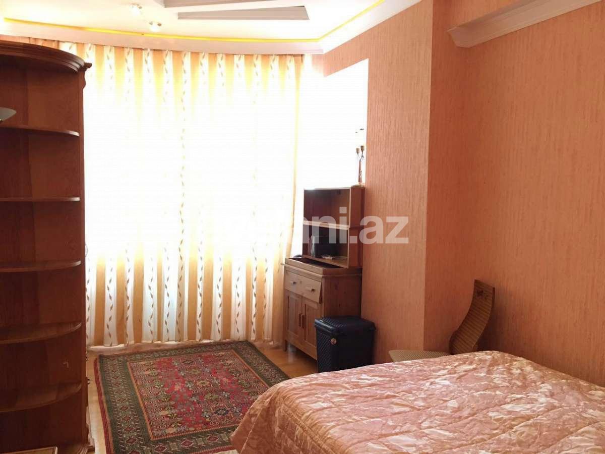 Sale, new building, 3 room, 136 m², Elmlar Akademiyası m.