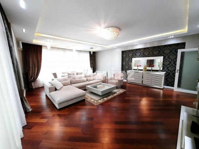 Satılır, yeni tikili, 3 otaqlı, 192 m², Şah İsmayıl Xətai m.